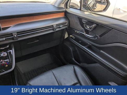 Used 2022 Lincoln Corsair Reserve w/ Equipment Group 201A image 20