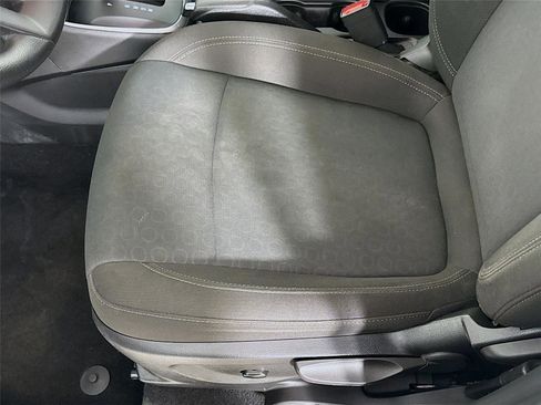 Used 2022 Chevrolet Trax LS w/ Tint and Cruise Package image 19