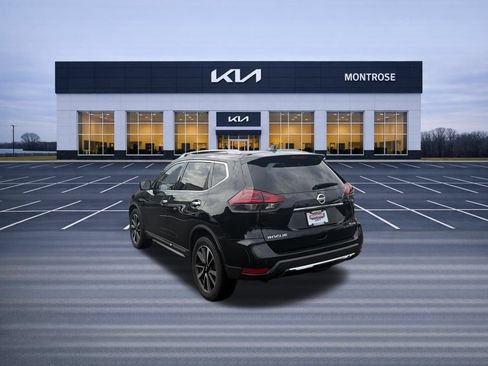 Used 2020 Nissan Rogue SL AWD/4WD image 8