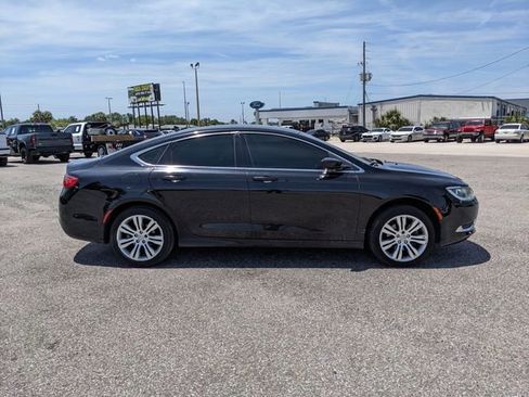 Used 2015 Chrysler 200 Limited w/ Spring Special Group FWD image 3