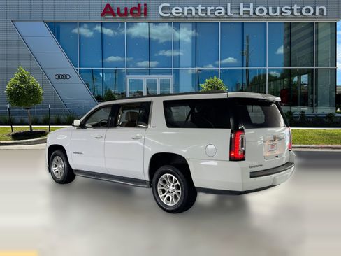 Used 2019 GMC Yukon XL SLT w/ Open Road Package image 3
