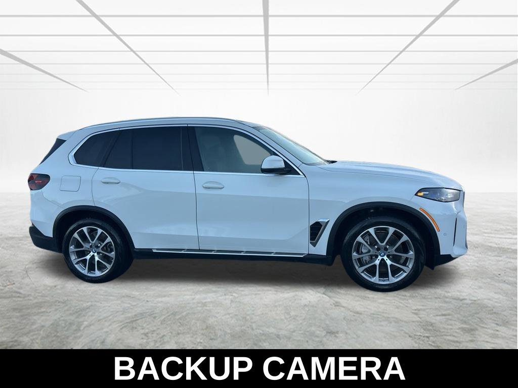 Used 2025 BMW X5 xDrive50e AWD/4WD image 4
