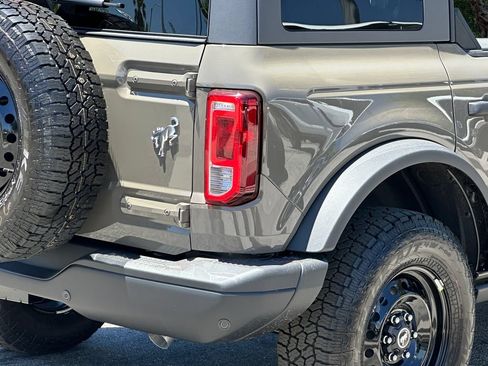 New 2026 Ford Bronco Big Bend w/ Black Diamond Package AWD/4WD image 8