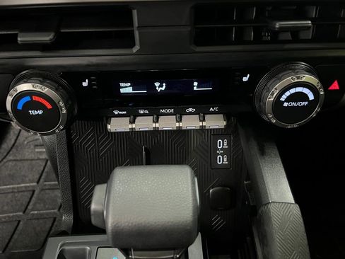 Used 2025 Toyota Tacoma SR5 image 23