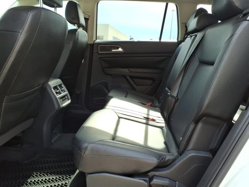 Used 2018 Volkswagen Atlas SEL FWD image 9