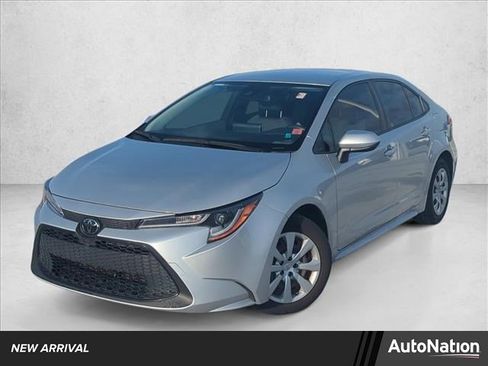 Used 2020 Toyota Corolla LE image 1