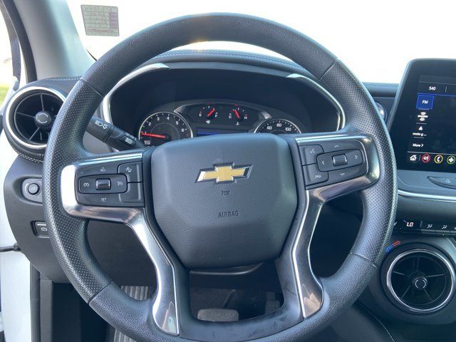 Used 2025 Chevrolet Blazer LT FWD image 37