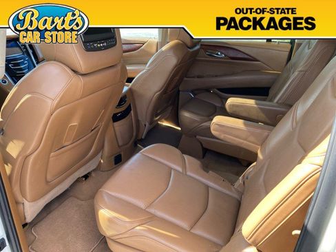 Used 2015 Cadillac Escalade ESV Platinum image 24