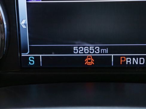 Used 2018 Chevrolet Silverado 1500 High Country AWD/4WD image 17