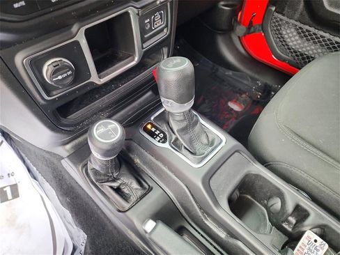 Used 2023 Jeep Wrangler Sport image 22