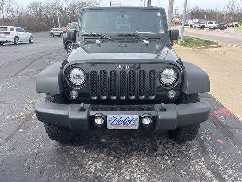 Used 2018 Jeep Wrangler Sport image 7