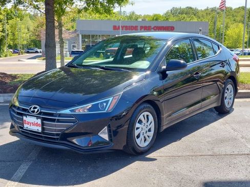 Used 2019 Hyundai Elantra SE w/ Cargo Package FWD image 5