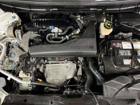 Used 2016 Nissan Rogue SV FWD image 78