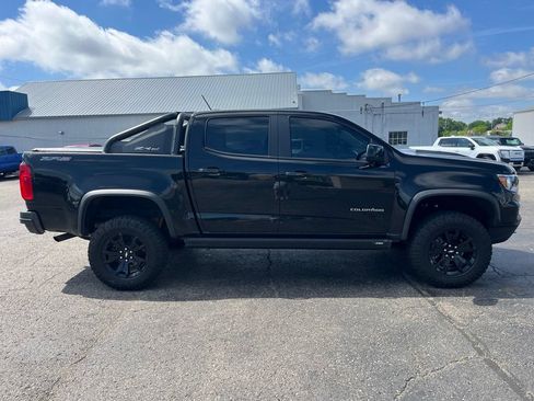 Used 2022 Chevrolet Colorado ZR2 w/ ZR2 Midnight Special Edition AWD/4WD image 3