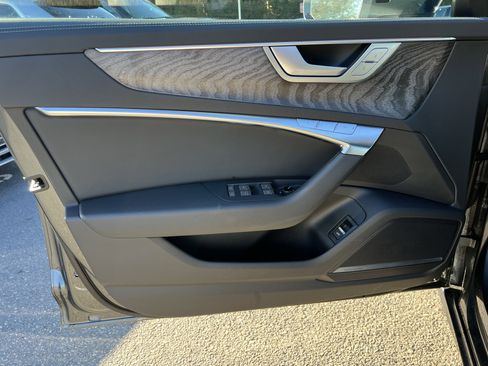 Used 2025 Audi A6 Premium w/ Convenience Plus Package image 11