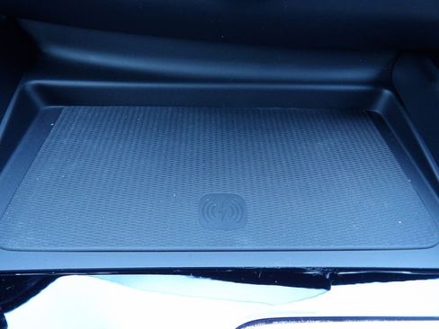 New 2026 Volvo XC60 B5 Plus w/ Protection Package Premier image 21