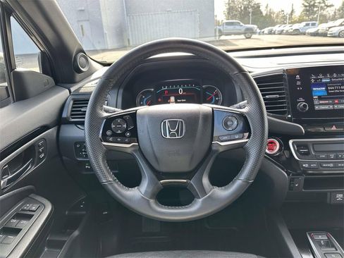 Certified 2020 Honda Passport Touring image 12