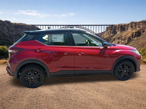 New 2024 Nissan Kicks SV w/ Interior Electronics Package image 10