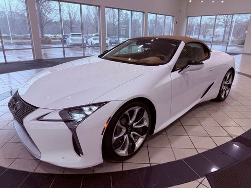 Certified 2021 Lexus LC 500 Convertible w/ Touring Package image 18