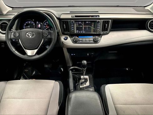 Used 2018 Toyota RAV4 Adventure AWD/4WD image 7