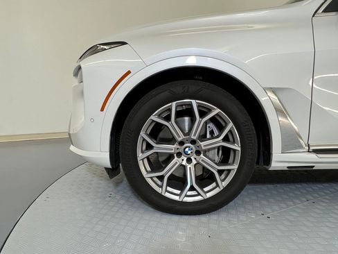 Used 2026 BMW X7 xDrive40i image 10