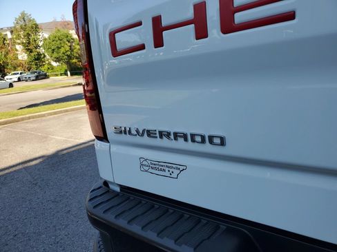 Used 2025 Chevrolet Silverado 1500 Custom Trail Boss AWD/4WD image 8