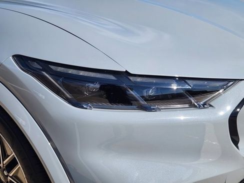 Used 2025 Ford Mustang Mach-E Premium image 9