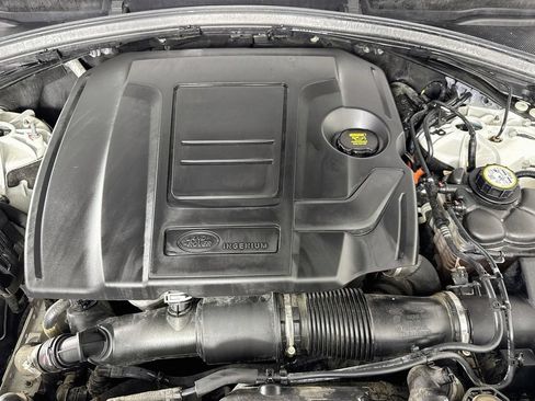 Used 2021 Land Rover Range Rover Velar R-Dynamic S AWD/4WD image 39