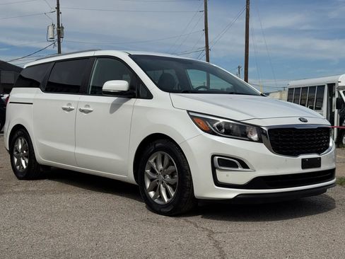 Used 2020 Kia Sedona EX image 7