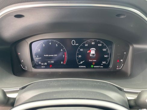 New 2025 Acura Integra image 12