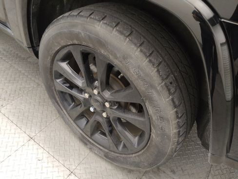 Used 2019 Jeep Grand Cherokee Altitude RWD image 31