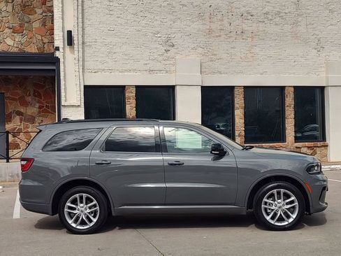 Used 2024 Dodge Durango GT AWD/4WD image 2