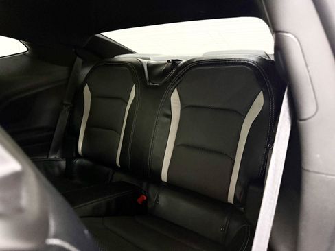 Used 2018 Chevrolet Camaro SS RWD image 16