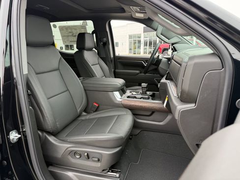 New 2026 GMC Sierra 1500 SLT w/ SLT Premium Package image 26