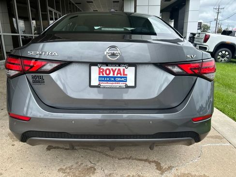 Used 2022 Nissan Sentra SV FWD image 6