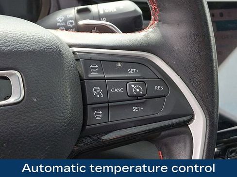 Used 2022 Jeep Grand Cherokee Trailhawk w/ ADV Protech Group II AWD/4WD image 8