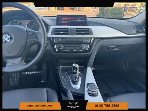 Used 2018 BMW 320i xDrive Sedan w/ Premium Package image 21