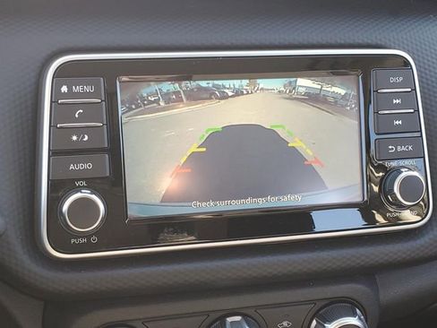 Certified 2025 Nissan Kicks Play S image 29