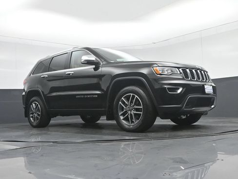 Used 2019 Jeep Grand Cherokee Limited AWD/4WD image 57