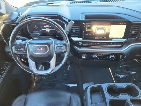 Certified 2024 GMC Sierra 1500 SLT image 9