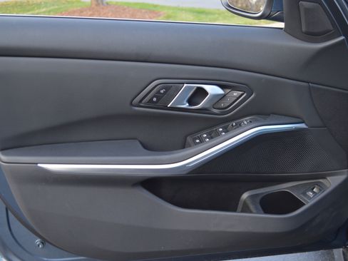 Used 2025 BMW 330i Sedan w/ Convenience Package image 12