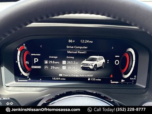 Certified 2024 Nissan Rogue SL w/ SL Premium Package image 17