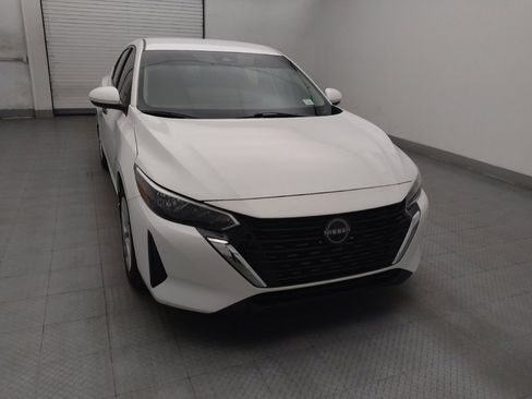 Used 2025 Nissan Sentra S FWD image 14