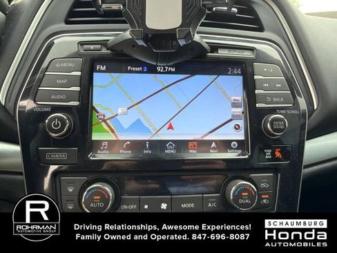 Used 2016 Nissan Maxima SR FWD image 9