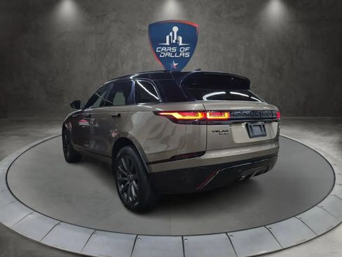 Used 2018 Land Rover Range Rover Velar R-Dynamic SE image 3