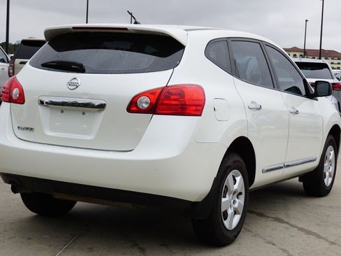 Used 2013 Nissan Rogue S image 6