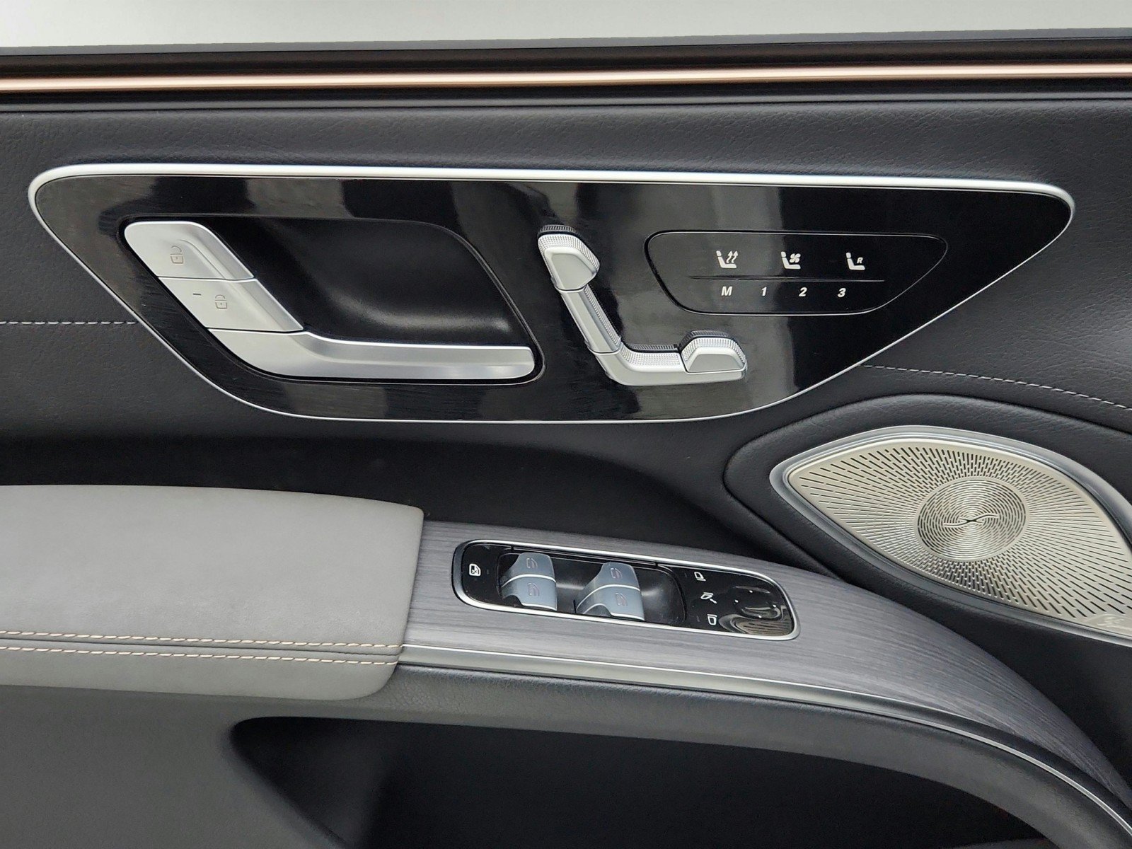 Certified 2023 Mercedes-Benz EQS 580 4MATIC Sedan image 25