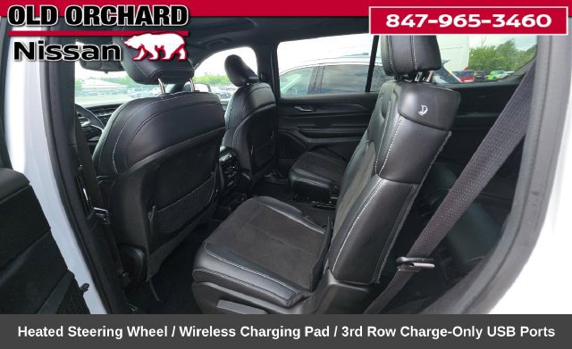 Used 2023 Jeep Grand Cherokee L Laredo AWD/4WD image 11