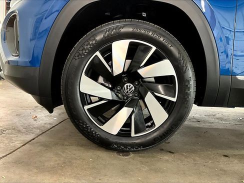 New 2026 Volkswagen Atlas Cross Sport SEL image 14