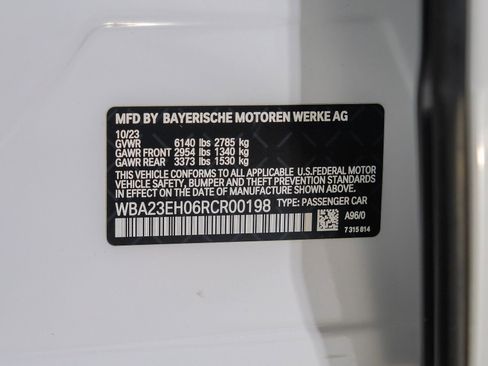 Used 2024 BMW 740i w/ Premium Package 2 image 72